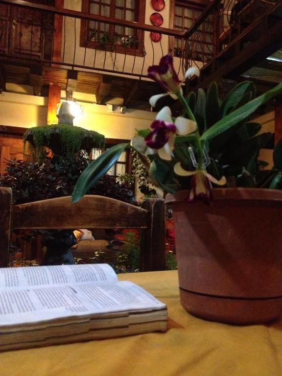 Cantuna 3* Quito